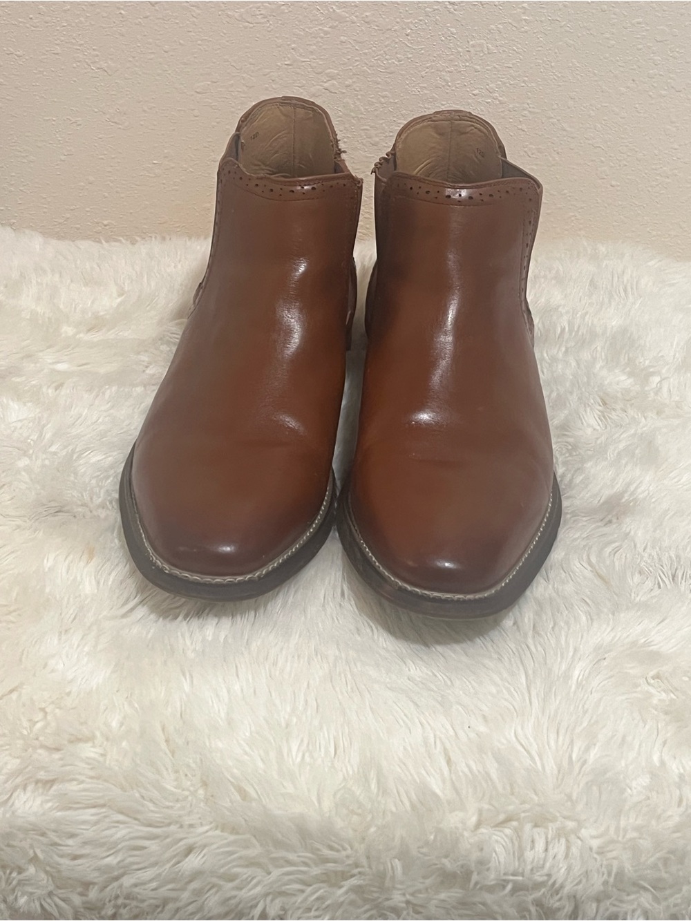 Joseph Abboud Men's Chestnut Brown Chukka Boots